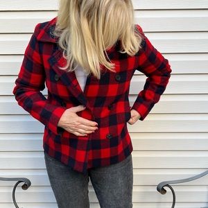 Beautiful & warm size 10 (fits snug) Buffalo plaid J Crew coat-fully lined!